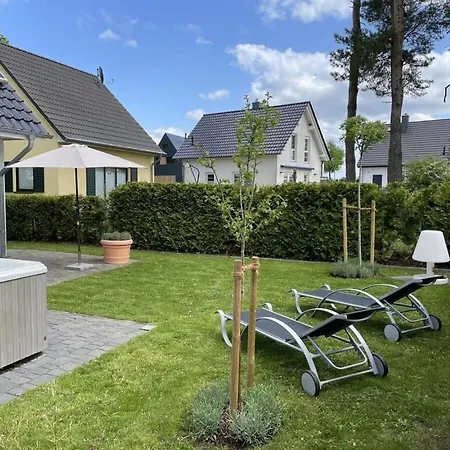 Seebrise Modern Retreat Holiday home Goehren-Lebbin